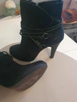 Tamaris Stiefeletten gr. 38 schwarz Niedersachsen - Edewecht Vorschau