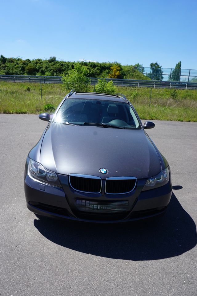 BMW E91 Touring 320d in Grimma