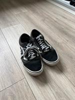 Schwarze Vans - Sneaker Lindenthal - Köln Sülz Vorschau