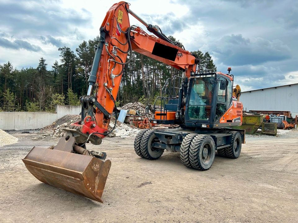 Doosan DX 170W-5 Mobilbagger in Amberg