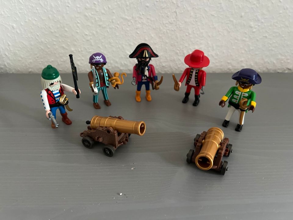 Playmobil Figuren Piraten in Schlaitdorf
