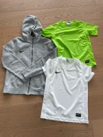 2 T-Shirts, 1 Sweatshirt Jacke Nike Aachen - Aachen-Laurensberg Vorschau