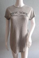 T-Shirt mit Aufdruck New York, Gr. 38, hellgrau Baden-Württemberg - Schorndorf Vorschau