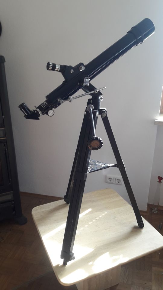 Revue Astronomical Telescope F 700 D 60 in Schwaigen