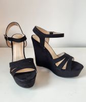 Sandaletten Keilabsatz Wedges Highheels Sandalen Pumps 40 NEU Wuppertal - Oberbarmen Vorschau