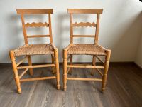 2 Stühle, ca 80 Jahre alt Niedersachsen - Kührstedt Vorschau