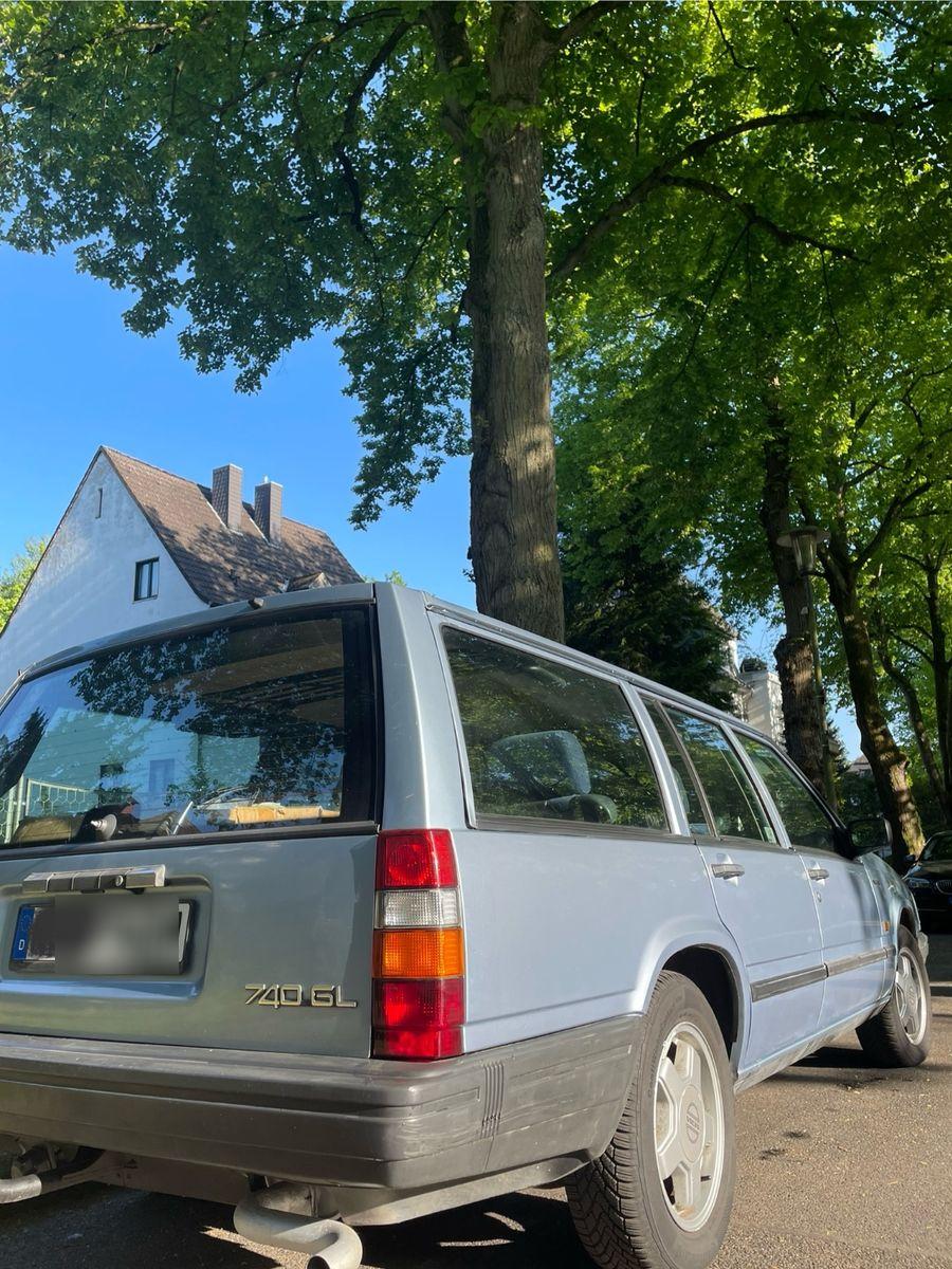 Abbildung des Autos Volvo 740 GL mit Draco A…