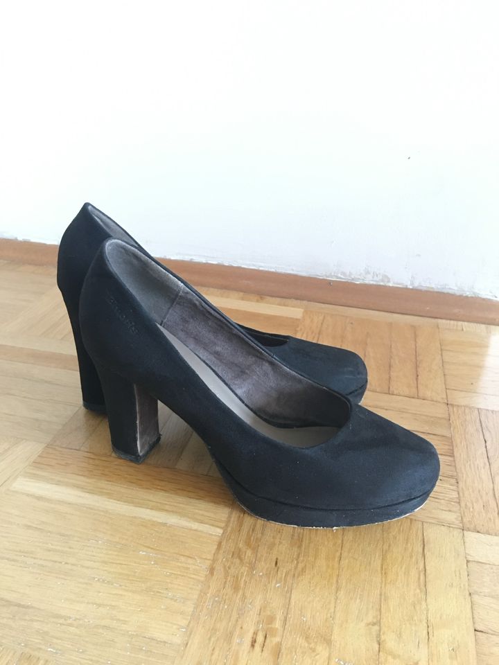 Pumps Tamaris schwarz Gr. 37/38 wie neu in Nürnberg (Mittelfr)