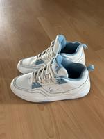 Karl Kani Schuhe top Zustand Hessen - Nidderau Vorschau