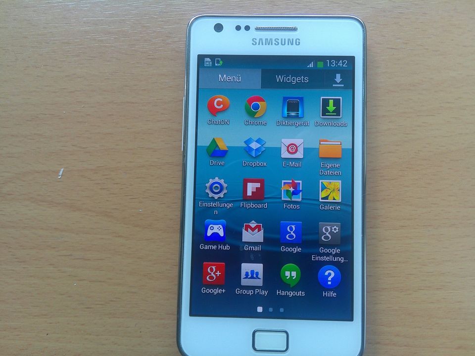 Smartphone Samsung Galaxy S2 Plus (GT-19105P) in Esens