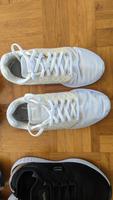 Schuhe/ Sneaker/ Damen/ Freizeitschuhe / Sportschuhe/ 39/Nike Baden-Württemberg - Heilbronn Vorschau