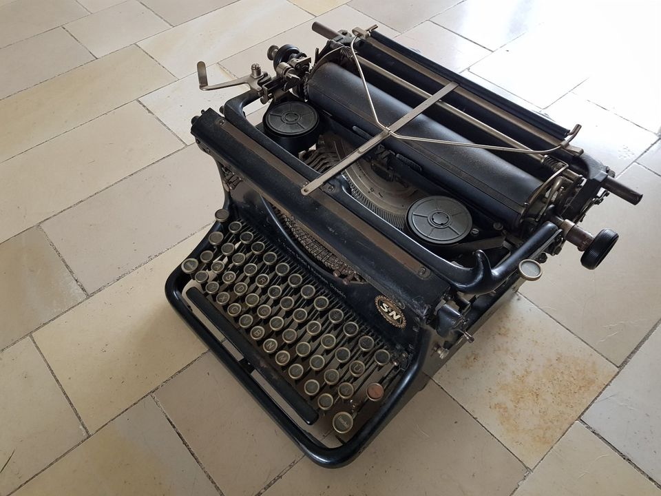 Seidel & Naumann Schreibmaschine Dresden in Celle