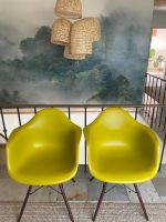 2x Vitra Eames Armchair Stühle Nordrhein-Westfalen - Altena Vorschau