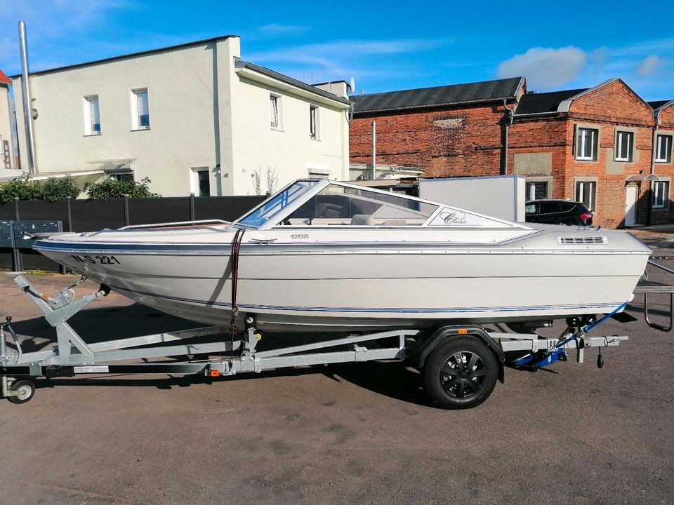 Sportboot / Wasserski /Renken Classic 1700 mit Trailer in Halle