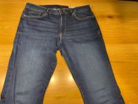 S. Oliver Damen Jeans Modell Beverly Größe 44/32 Neu Brandenburg - Glienicke/Nordbahn Vorschau