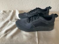 Puma Sportschuh schwarz  neu Größe 37 (8) Sachsen - Taucha Vorschau