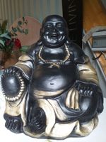 Glücks Buddha Schwarz und Gold Dick Gartendekoration Steinfigur Nordrhein-Westfalen - Leverkusen Vorschau