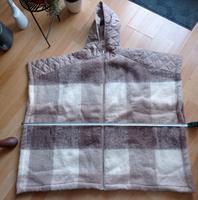 Poncho warm mit Kapuze Baden-Württemberg - Lörrach Vorschau