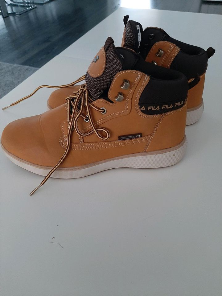 Gebrauchte Winter Schuhe "Fila" gr.38 . in Langenau