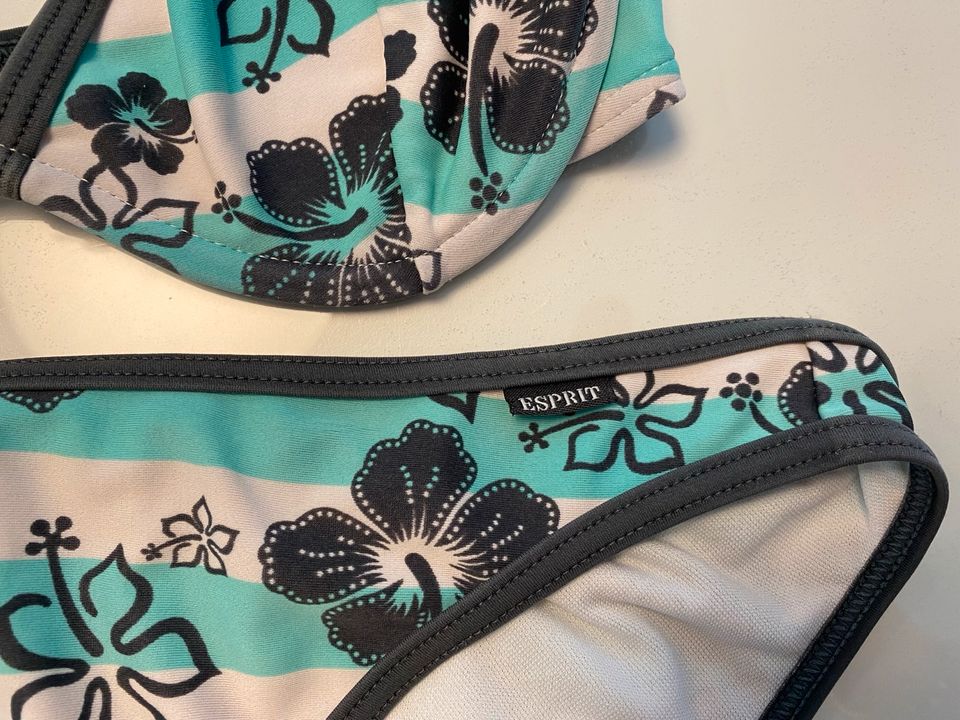 Esprit Bikini Bunt Gr 38 Türkis mit Blumen Muster in Ladbergen