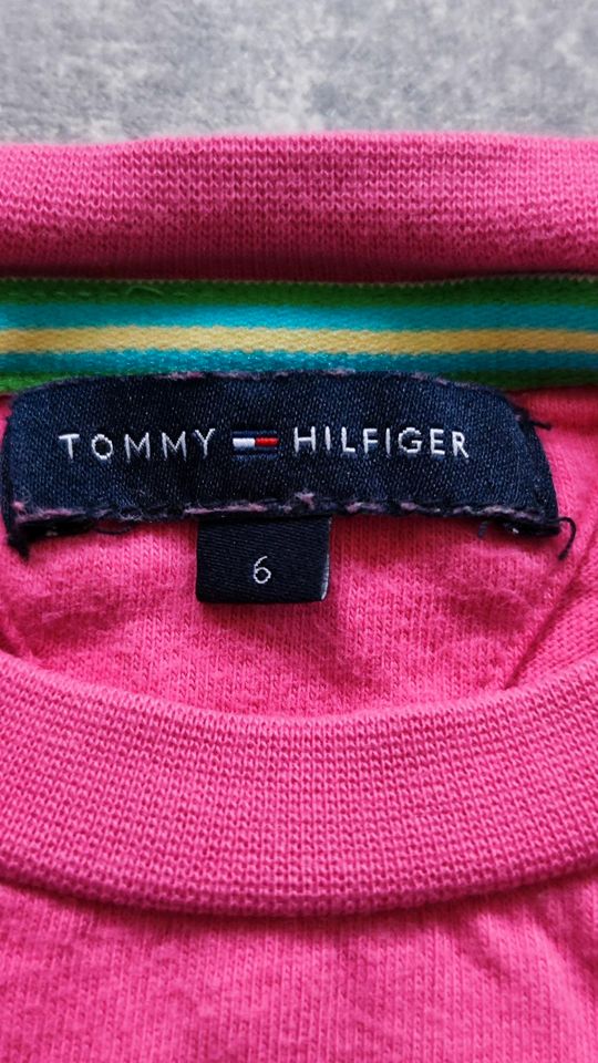 Tommy Hilfiger T-Shirt Pink Gr. 116 in Bönen