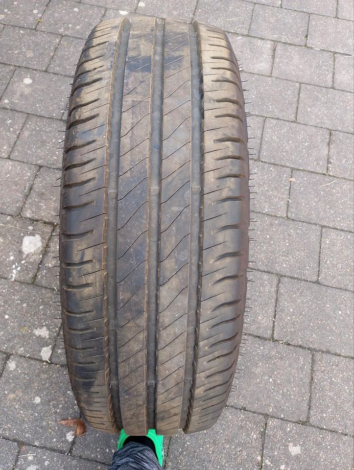 4x Reifen, Auto, Sommer, Michelin, 215/65R16C, Vivaro, Traffic in Dinkelsbuehl