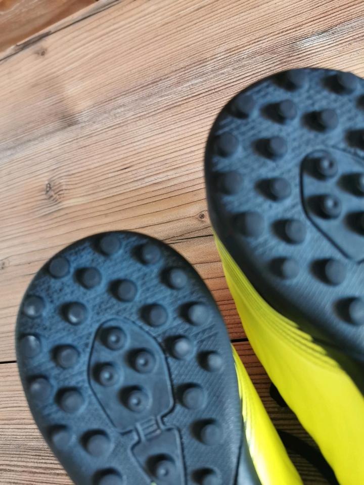 Adidas Copa Fussballschuhe Kunstrasen gelb orange Größe 38 in Zirndorf