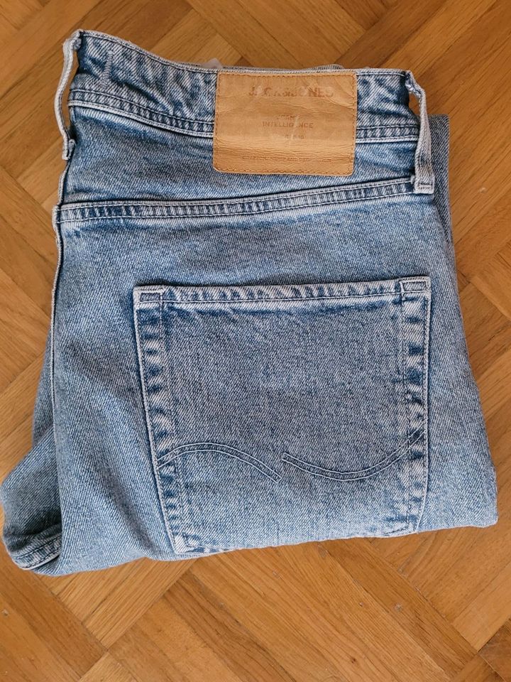 Jeans  Jack& Jones Gr. 32/32. Slim Stright/Tim in Hannover