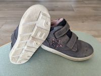 Superfit Sneaker gefüttert Winterschuhe Gr. 26 WMS mittel Mädchen Nordrhein-Westfalen - Mülheim (Ruhr) Vorschau