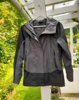 Neuwertige, Mammut, Goretex Funktionsjacke mit Kapuze, Gr. S. Bayern - Warmensteinach Vorschau