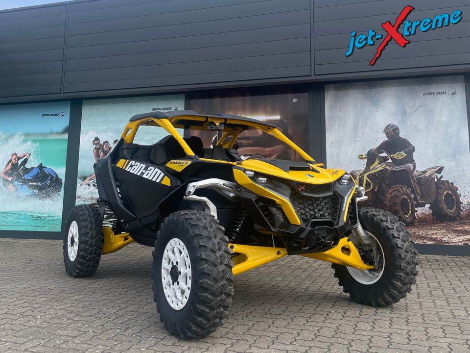 CAN-AM MAVERICK R X RS SMART-SHOX -LOF- canam -NEU- CANAM !!! SOFORT !!! in Buxtehude