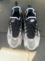 Nike Damen Schuhe Größe 38.5 Hessen - Bad Hersfeld Vorschau