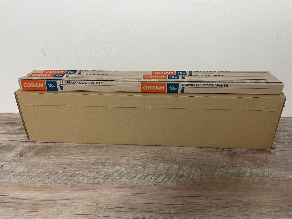 Osram L18W/840 Röhren Cool White ungeöffneter 25er Pack in Dillenburg