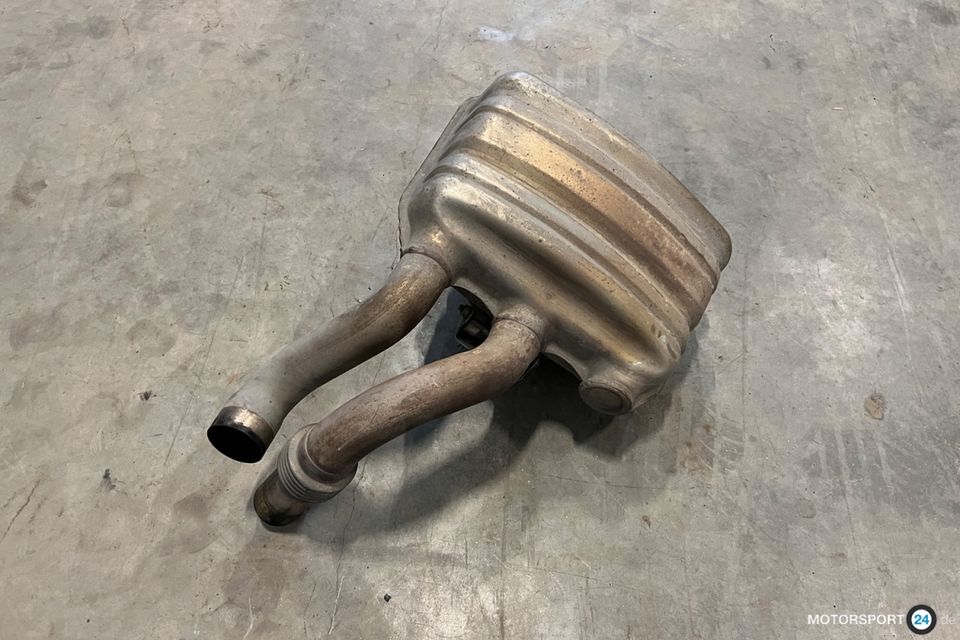 Porsche 911 991 Endschalldämpfer 3.8l Exhaust muffler ESD muffler in Berlin