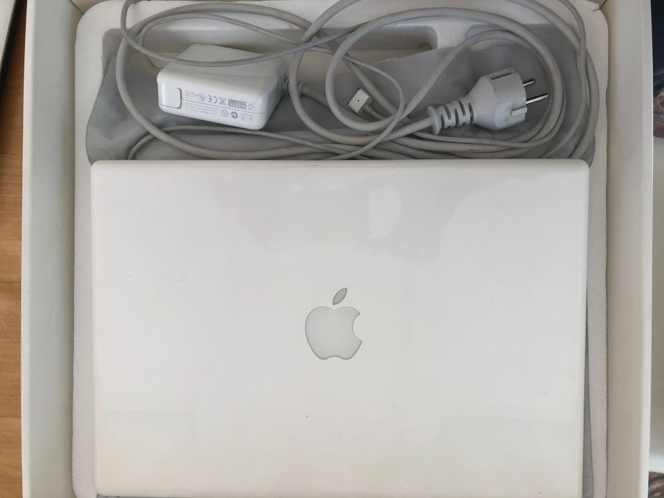 MacBook 13" Ende 2007 in Bad Nauheim