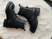 Schwarze Stiefelette/ Stiefel Pavement Niedersachsen - Horneburg Vorschau
