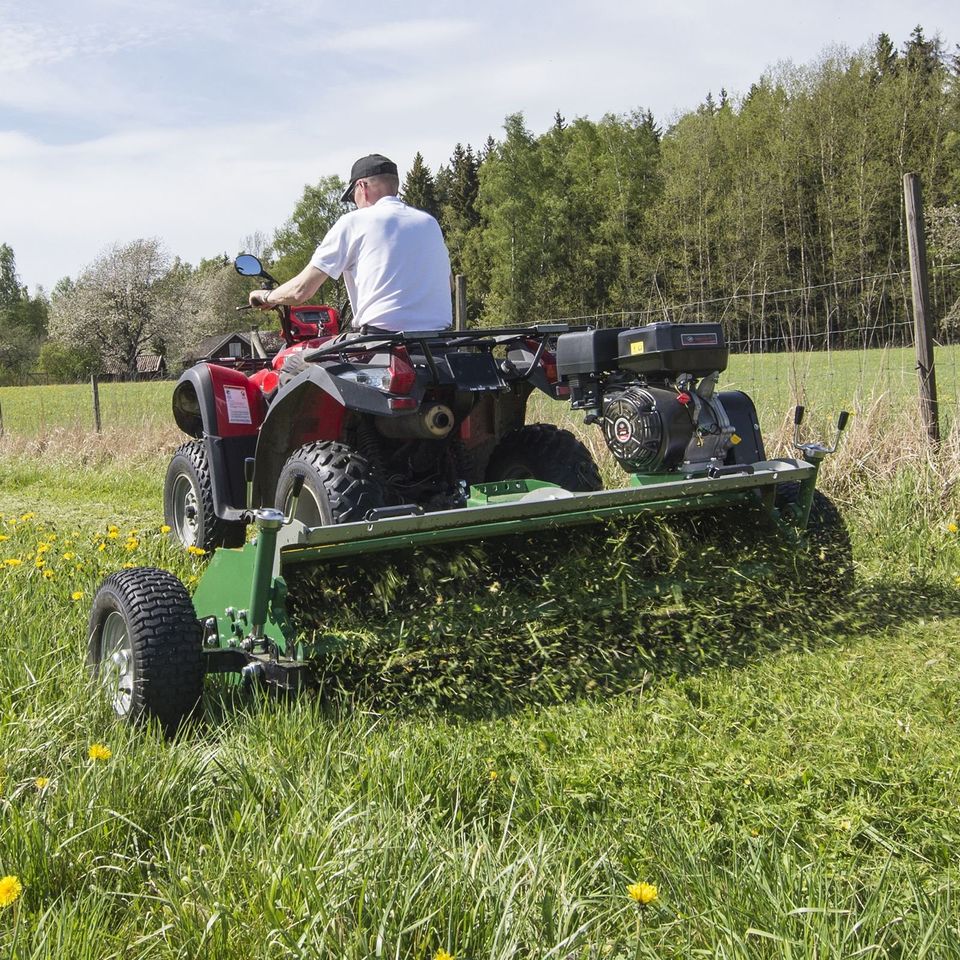 Rasenmäher Kantenmäher ATV 150cm XL Kleintraktor Mulcher in Berlin