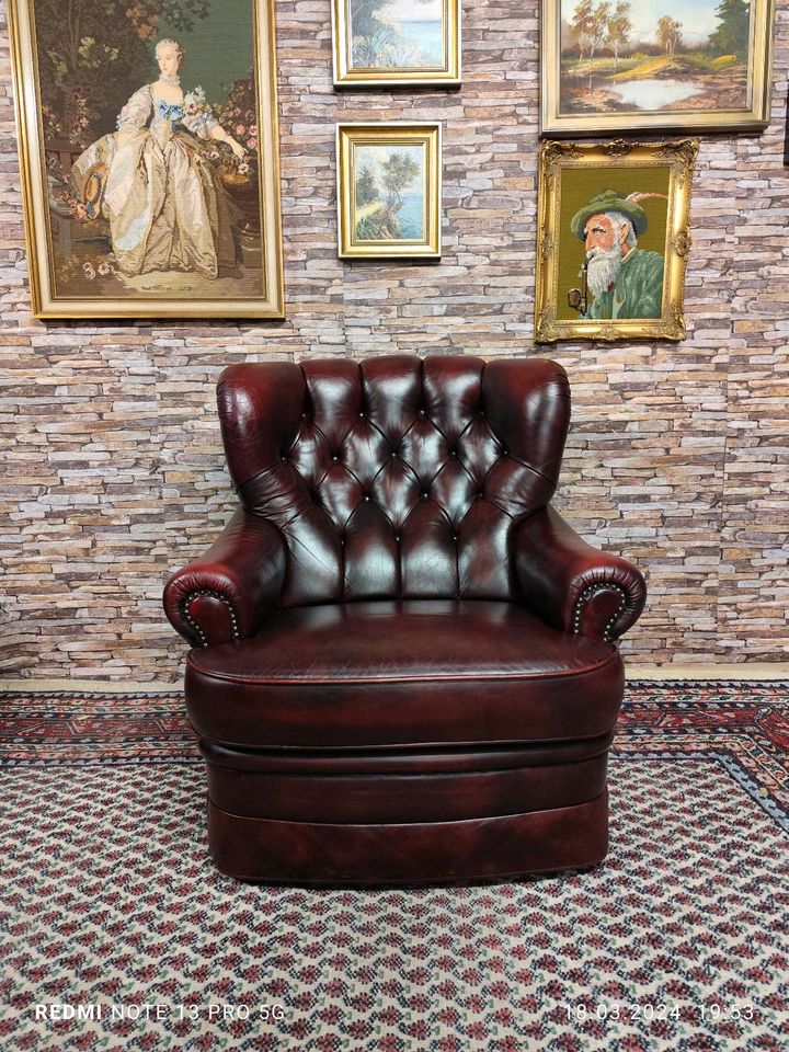 CHESTERFIELD Sessel in einem Guten Vintage Zustand in Düsseldorf