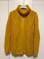 senfgelber Strickpullover mit Rollkragen und Zopfmuster von Guess Aachen - Aachen-Mitte Vorschau