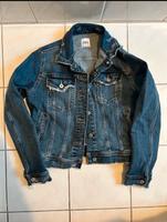 ZARA Jeansjacke Gr. M Neuwertig Hessen - Wolfhagen  Vorschau