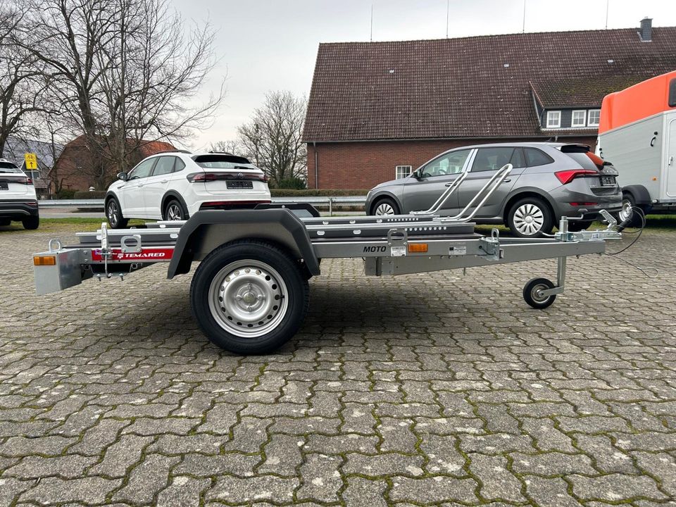 Temared Moto 2 Premium 750kg Motorradanhänger Holzboden 100km/h in Lüdersfeld