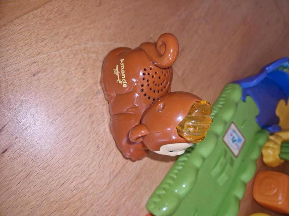 Vtech Baumhaus mit Elefant und Affe in Buxtehude