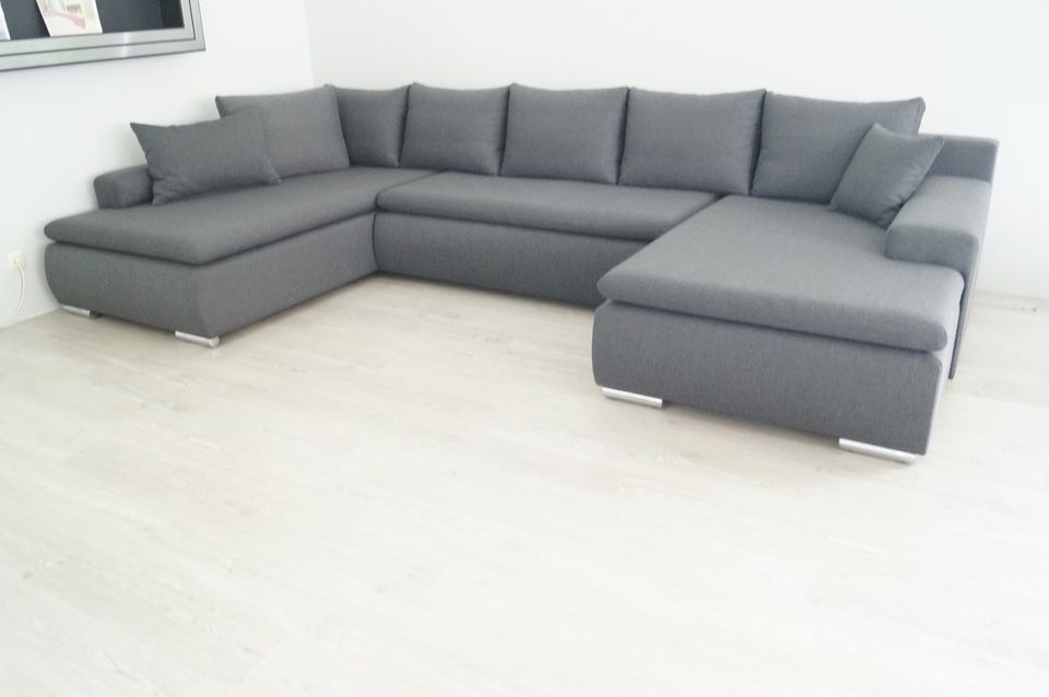 Sofa Couch wohnlandschaft Ausstellungsstück NEU in Elkenroth