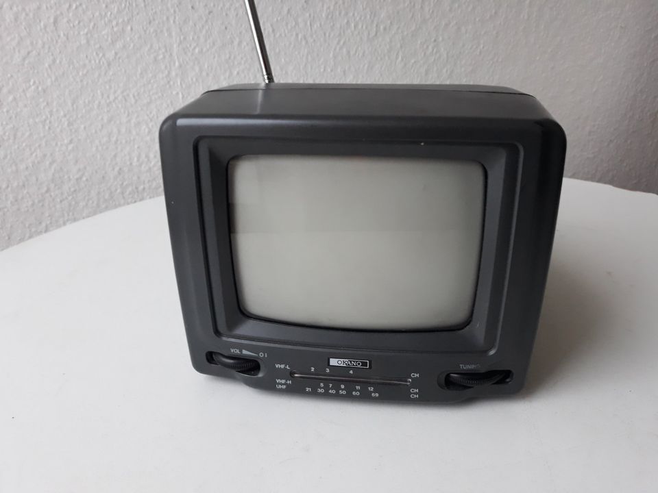 OKANO  TVT  1410 Mini Fernseher in Ürzig