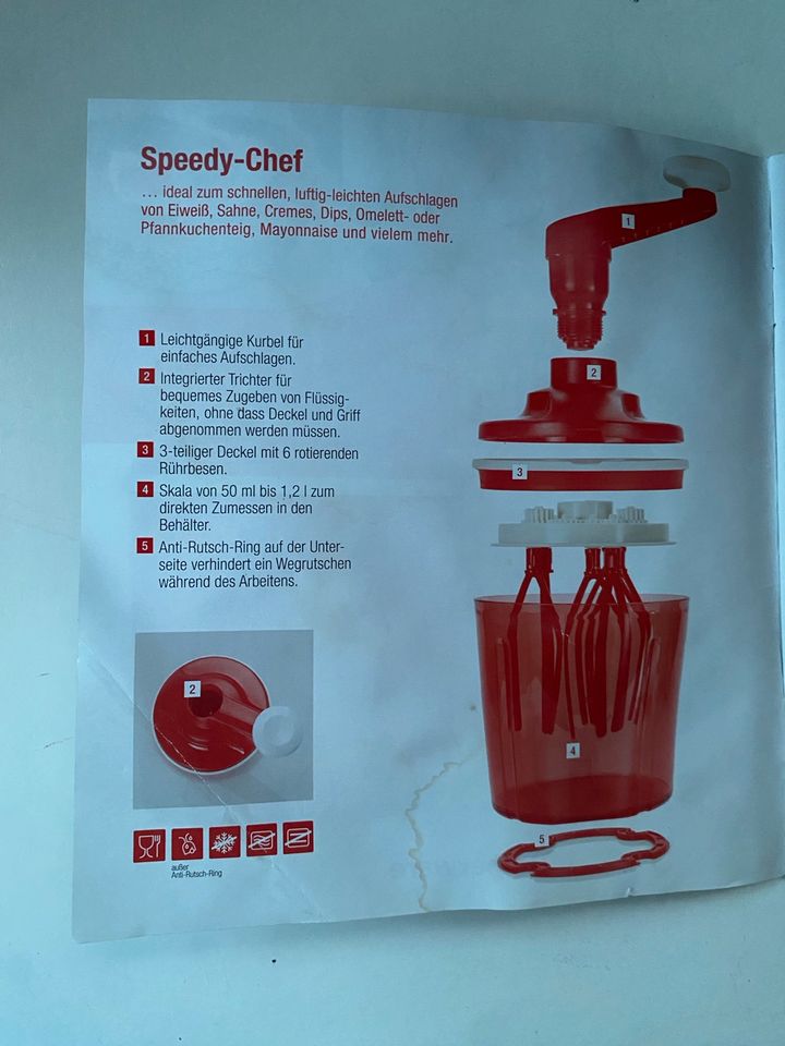 Tupperware Speedy Chef rot in Wernigerode