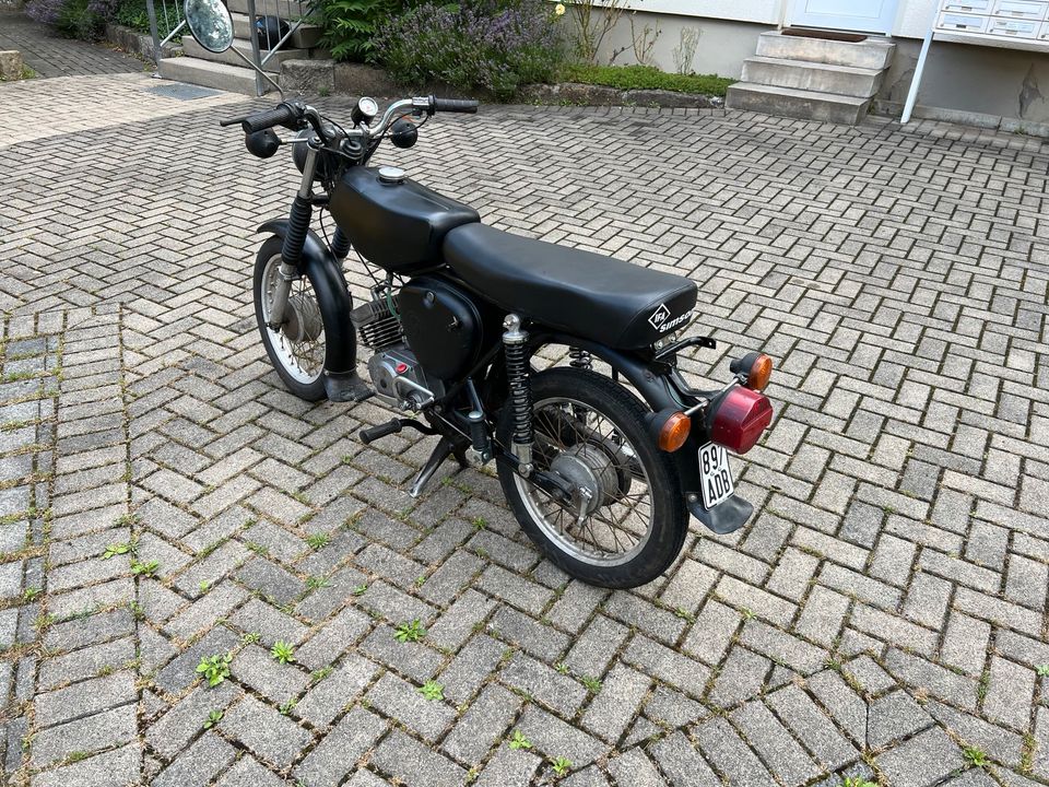 Simson S51, schwarz, viele neue Teile, 4 Gang, originale Papiere in Dresden