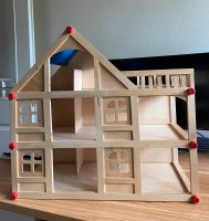 Puppenhaus Holz mit Zubehör Niedersachsen - Meinersen Vorschau