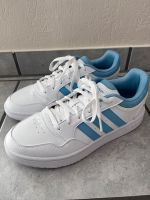 Adidas Turnschuhe 41.5 neu Hessen - Willingen (Upland) Vorschau