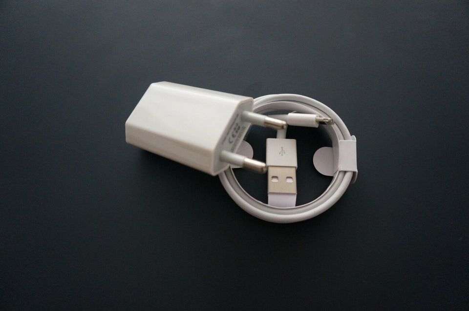 iPhone Ladekabel Lightning USB Kabel 1m 5 6 7 8 X XS XR 11 12 Pro in Göppingen