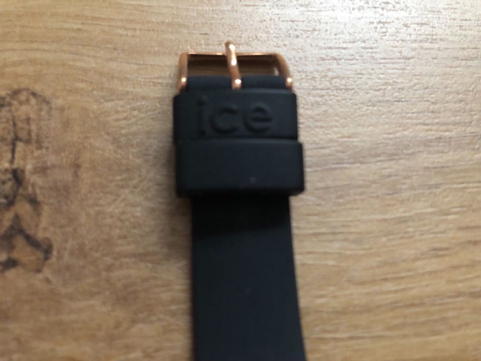 ICE Watch Uhr Glitter schwarz/Gold Gr. S, TOP Zustand in Selm